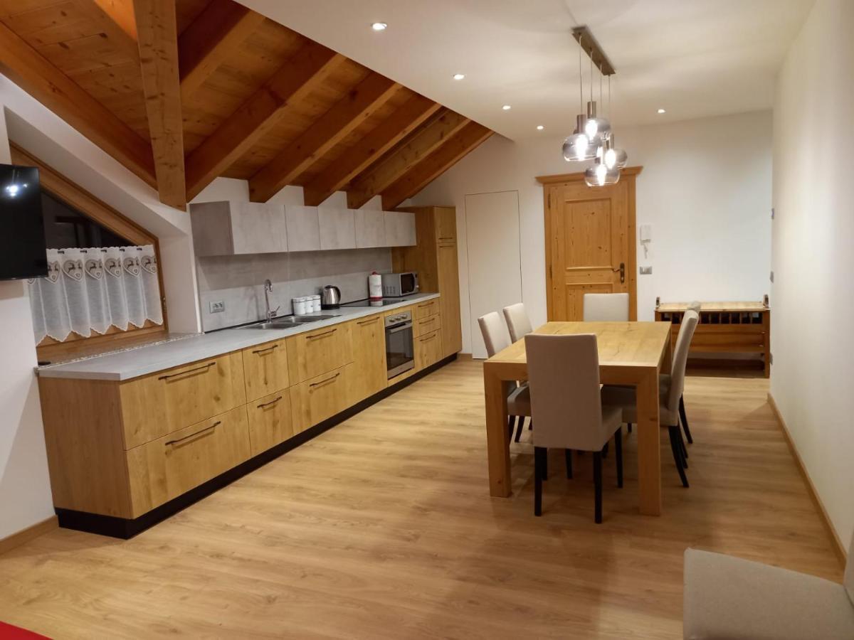 Appartamento Mansarda Patrizia E Franco Val Di Sole Коммеццадура Экстерьер фото